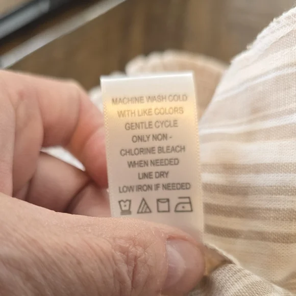 Land N Sea Beige White High Rise Vertical Stripe Capri Pants M - Picture 7 of 7